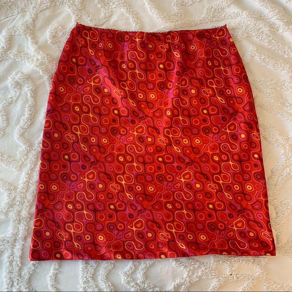 Groovy Swirl Satin Skirt by Rampage size M